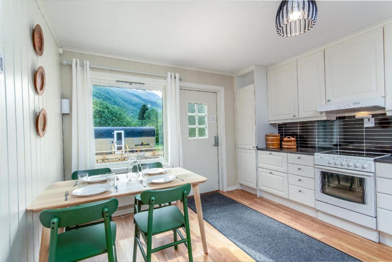 Two Bedroom Apartment In Beautiful Flam Valley Flåm Exterior foto