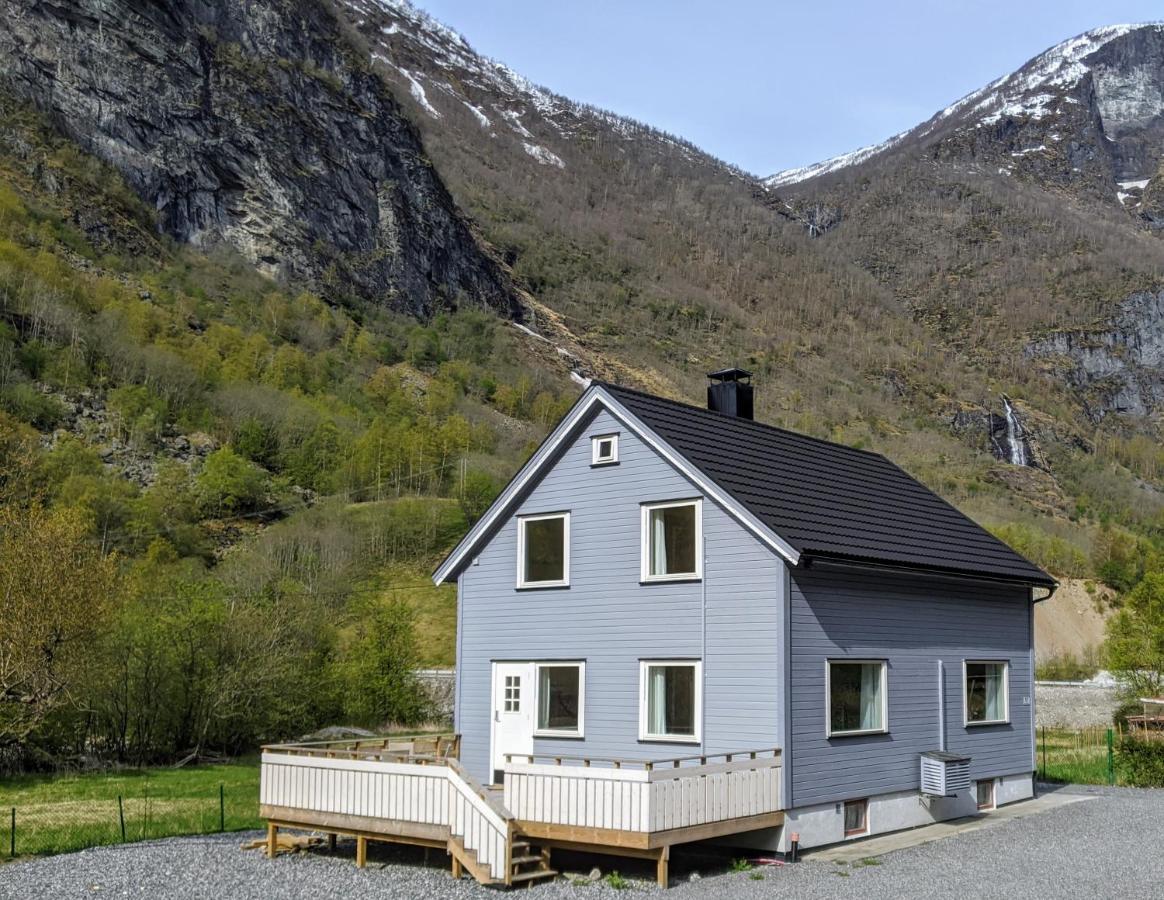 Two Bedroom Apartment In Beautiful Flam Valley Flåm Exterior foto